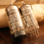 Mullard ECC81, 12AT7, CV455 D GETTER (HORSE HOE) SUPERB TUBES